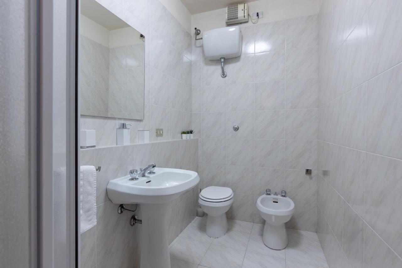 Tranquil Elegance In The Heart Of Pisa - Historic Convent Apartment Exterior foto